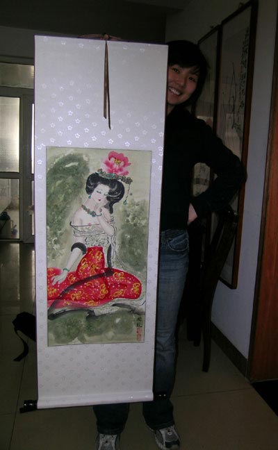 A finished wall scroll