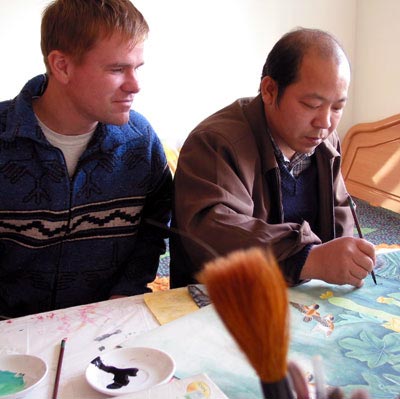 Watching Chinese Artist Mr. Ou-Yang Paint